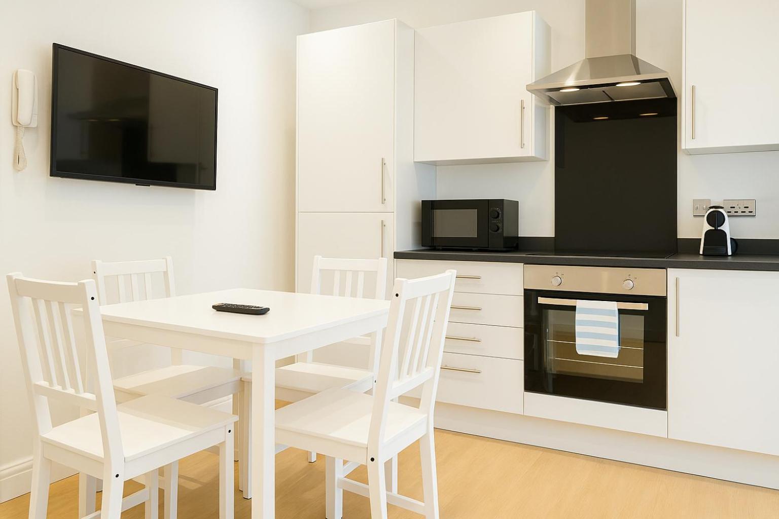 2 Bedroom Apartment Nr City Centre, Uni & Parks Cardiff Exteriör bild